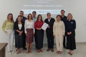 ACIPG renova parceria em solenidade