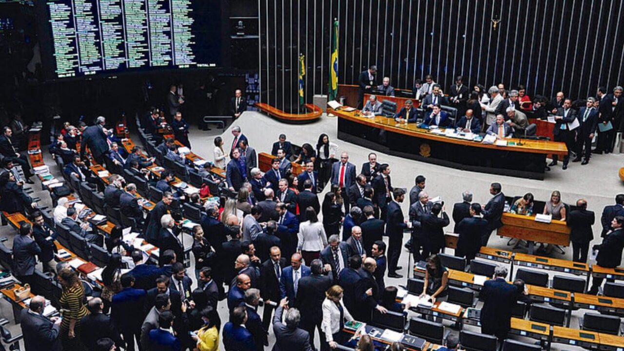 PEC que garante financiamento mínimo ao SUAS é aprovada em 1° turno