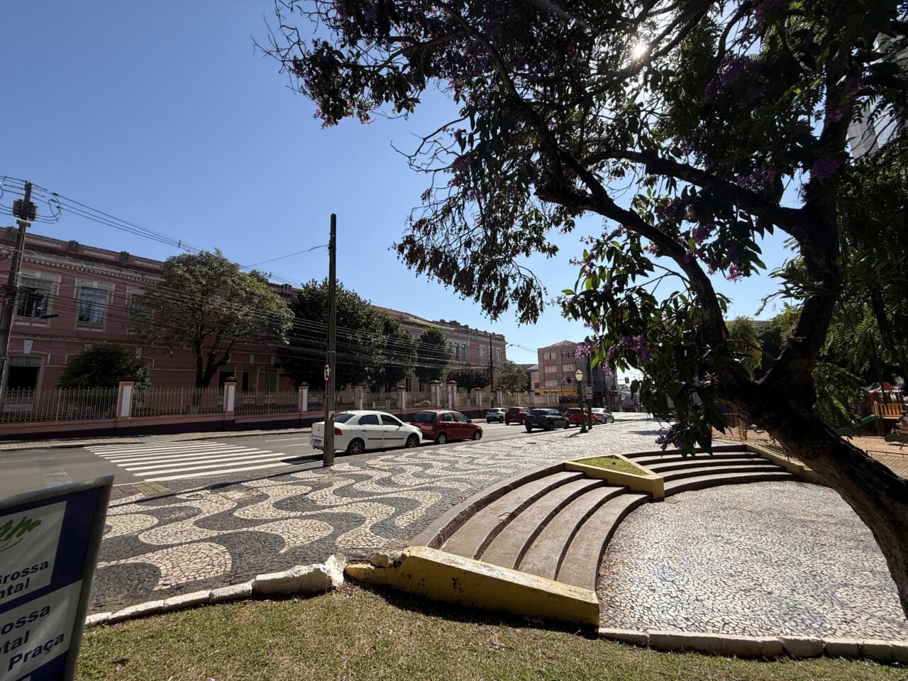 Praça Barão do Rio Branco ilustra previsão do tempo Ponta Grossa