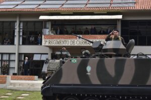 5ª Brigada de Cavalaria Blindada troca de comando