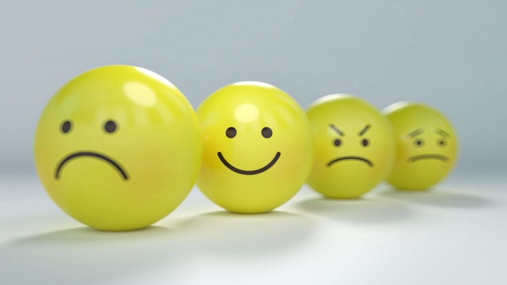 absolutvision-smiley-2979107_1920