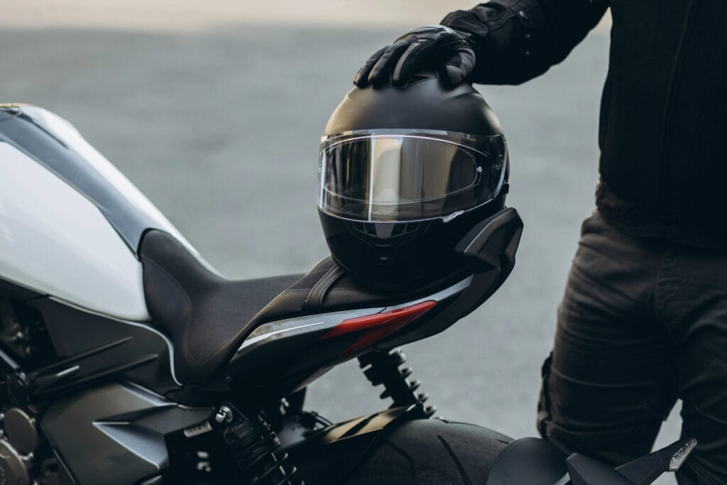 capacete-Inmetro-1024×683