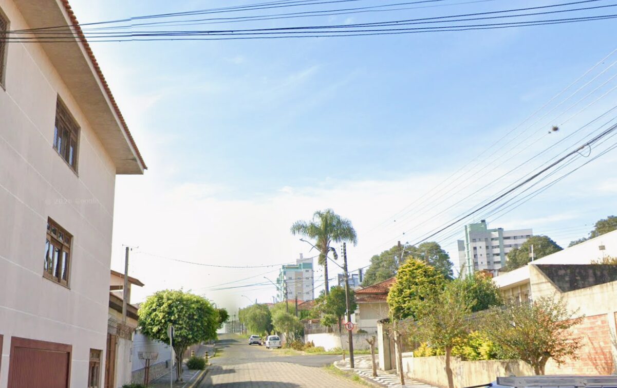 Prefeitura altera sentido de rua de Ponta Grossa