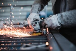 jannonivergall-worker-5736096_1920