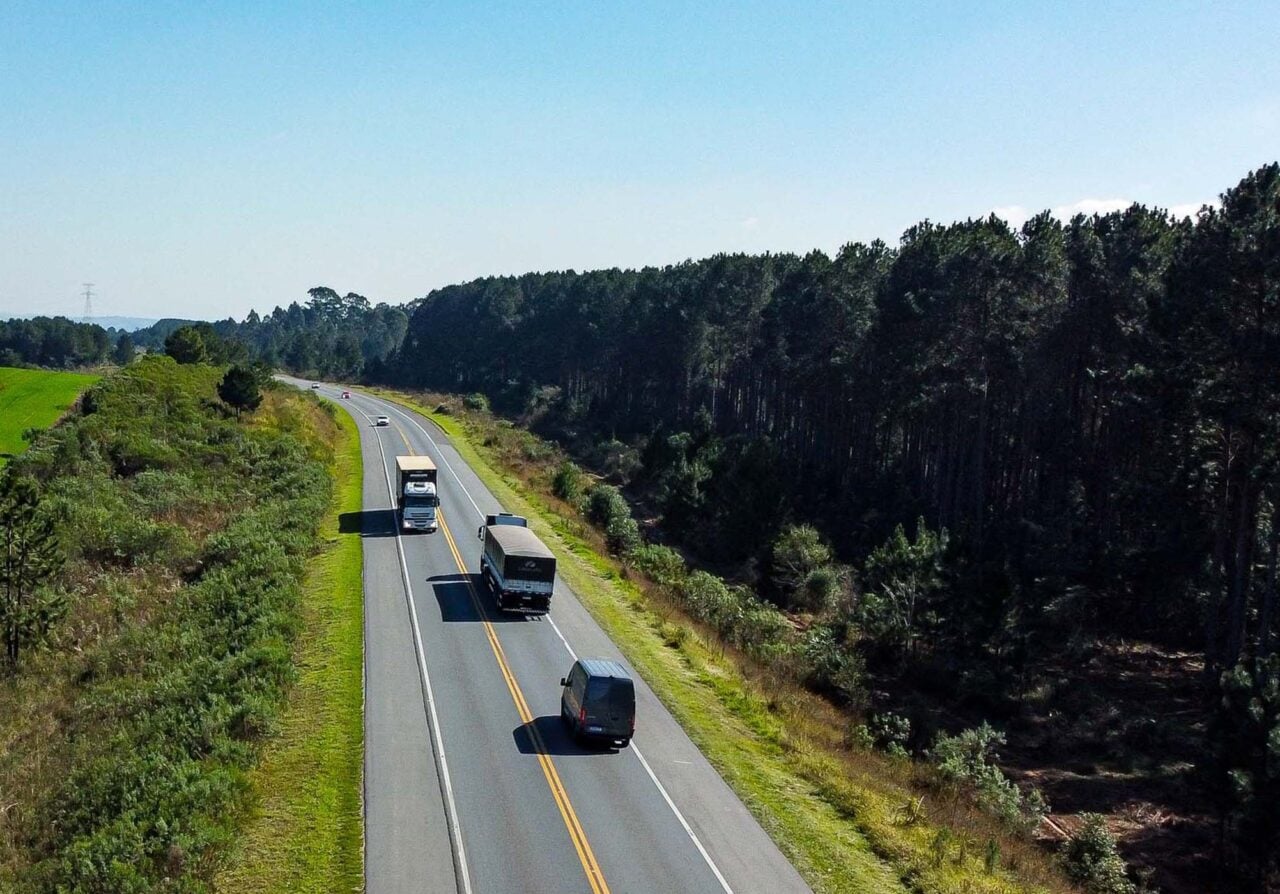 Rodovia BR-277 em Palmeira