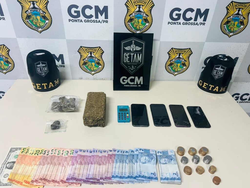 CD_x_GCM apreensão de drogas e 3 prisoes