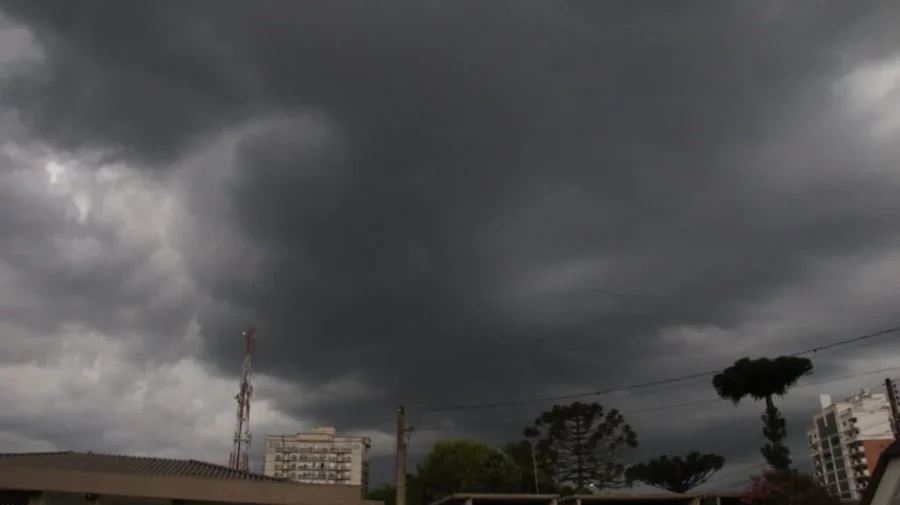 CD_x_risco de tempestade em PG