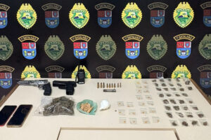 Itens ilegais apreendidos pela Polícia Militar em Ponta Grossa