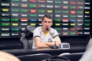 PABLO EM COLETIVA PRÉ-JOGO DO OPERÁRIO VICTORIA SELLARES OFEC