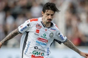 Pedro Vilhena atuando com a camisa do Operário