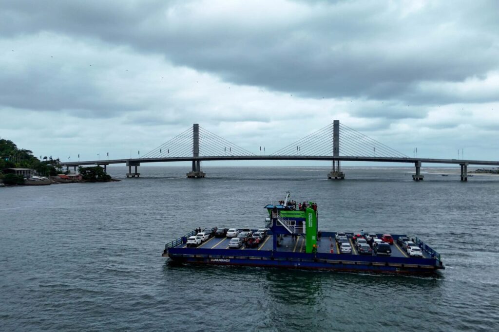 SECOM FERRY PONTE