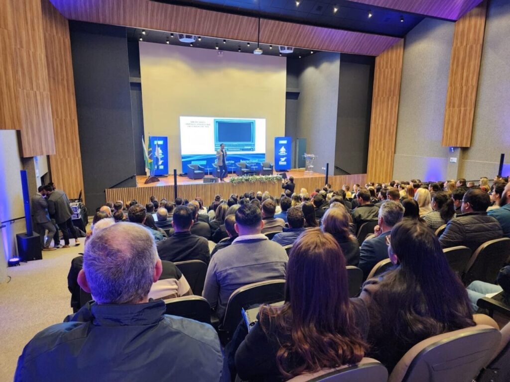 Evento do SECOVI PR