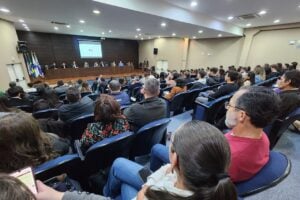 Evento debate Reforma Tributária em PG
