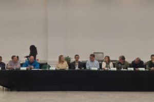 Reitores eleitos da UEPG e diretoria da ACIPG