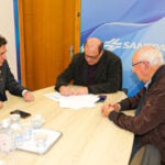 Prefeito de Castro e representantes da Sanepar