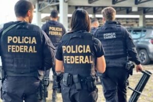 agentes da Polícia Federal