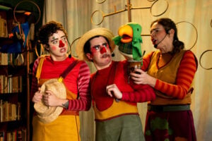 Carambeí recebe teatro gratuito para crianças e famílias neste domingo (2)