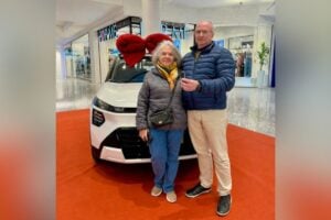 ganhadora do carro do Shopping palladium