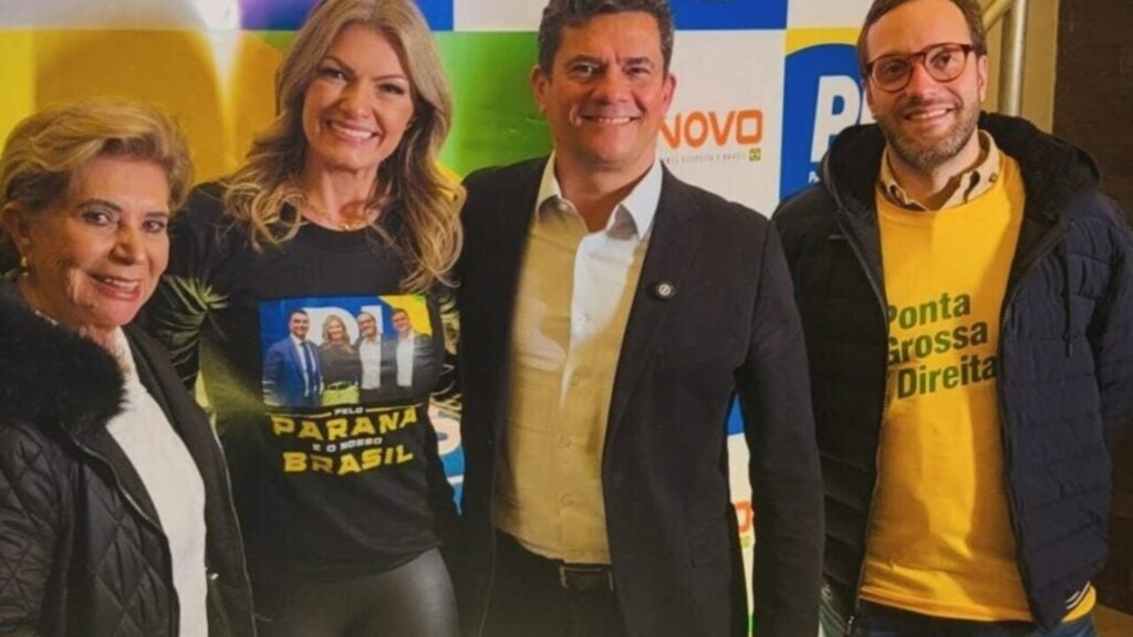 Elizabeth, Aline Sleutjes, Moro e Barros em evento em PG