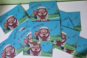 Livro infantil 'Brincar de Quê?'