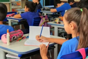 Foto ilustrativa Arquivo PMPG Uniformes Escolares Ponta Grossa