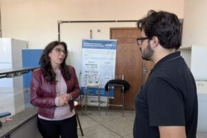 Professora da UEPG, Deise Simões, do Departamento de Engenharia de Alimentos, falando ao DC sobre os reflexos da nova regulamentação da produção de chocolate nacional no mercado interncional