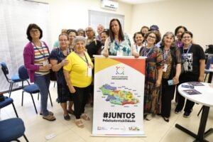 Entre a programação dos encontros, cerca de 300 idosos do PR e MS participaram de uma oficina sobre os riscos de golpes e armadilhas virtuais.