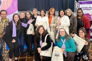 Encontro Intersetorial Municipal de Enfrentamento à Violência Contra a Mulher.