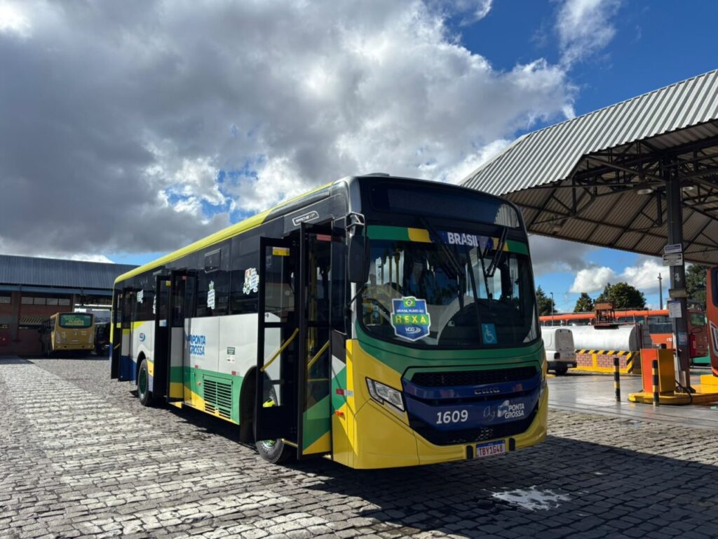 Ônibus da VCG personalizado para a Copa