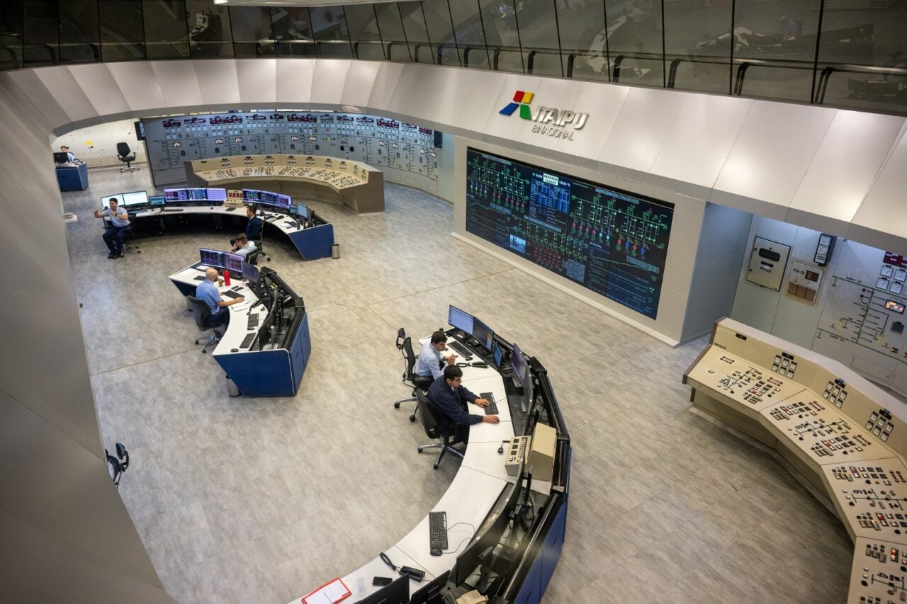Sala de Controle Central da usina