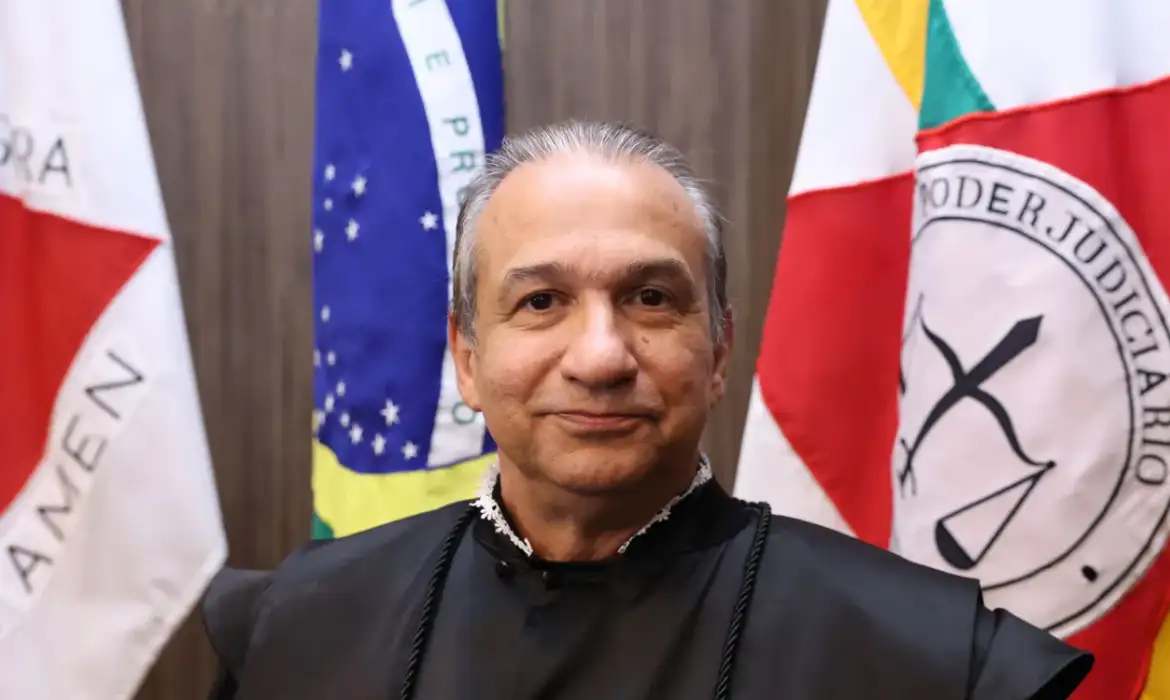 Desembargador Magid Nauef Láuar, do Tribunal de Justiça de Minas Gerais
