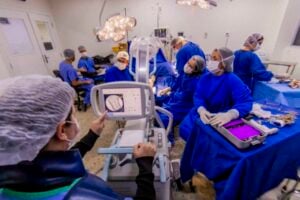 cirurgia ortopedia equips pacs HU- Aline Jasper- BAIXA_55