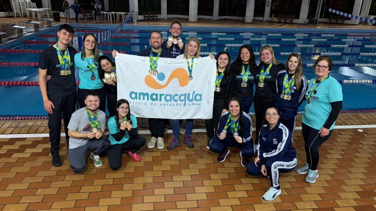 equipe de nadadores da AmarAcqua