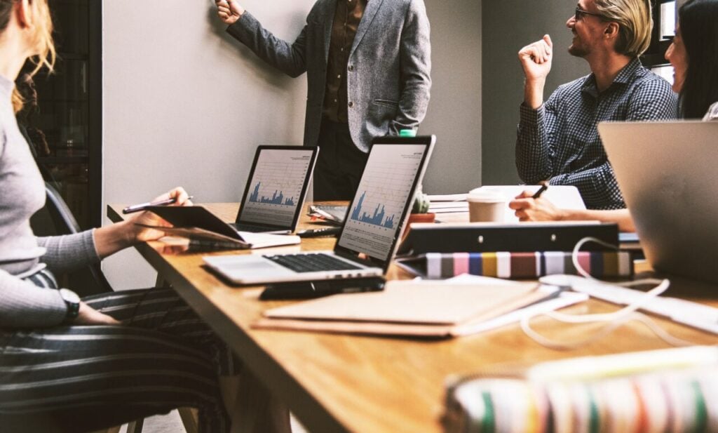 foto ilustrativa de motivação no trabalho – pixabay