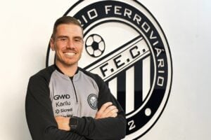 Felipe Franceschini assume goleiros do Operário