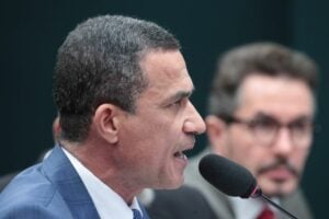  O deputado Coronel Assis é o relator da PEC na CCJ Fonte: Agência Câmara de Notícias