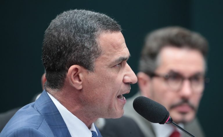 O deputado Coronel Assis é o relator da PEC na CCJ Fonte: Agência Câmara de Notícias
