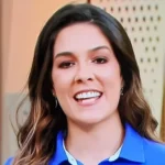 renata-silveira-e-a-primeira-mulher-a-narrar-um-jogo-de-futebol-na-tv-aberta-1644446697109_v2_900x506.jpg