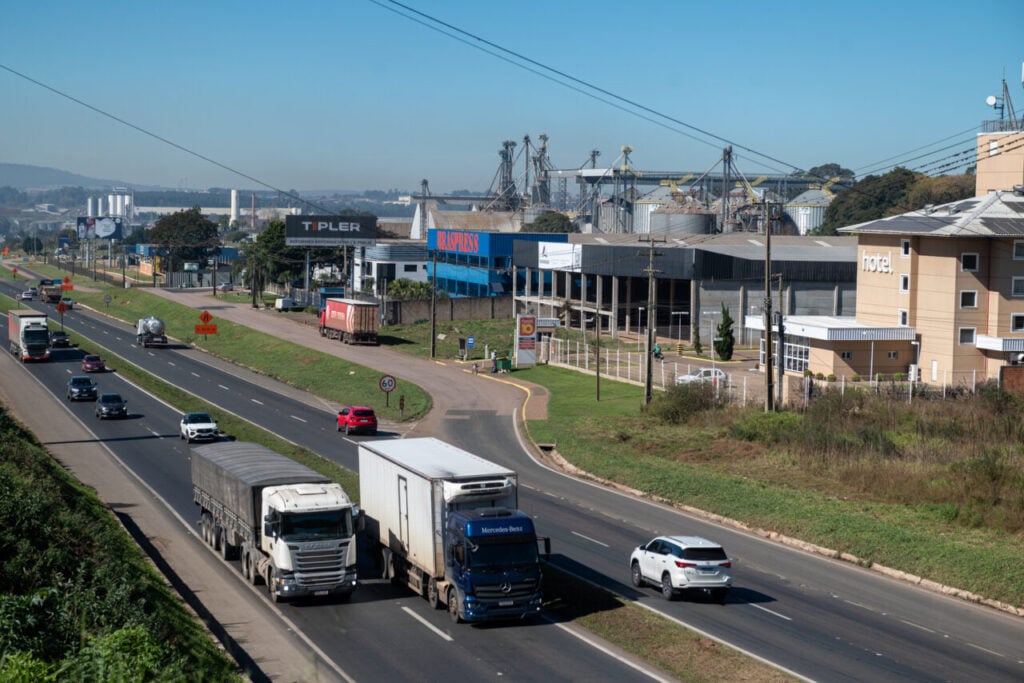Rodovia em Ponta Grossa