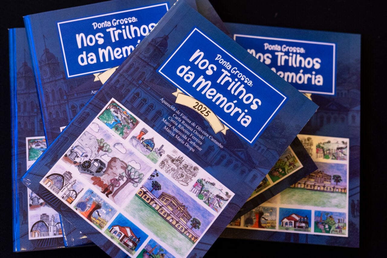 Lançamento do livro 'Ponta Grossa: nos Trilhos da Memória'