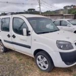 Automóvel branco