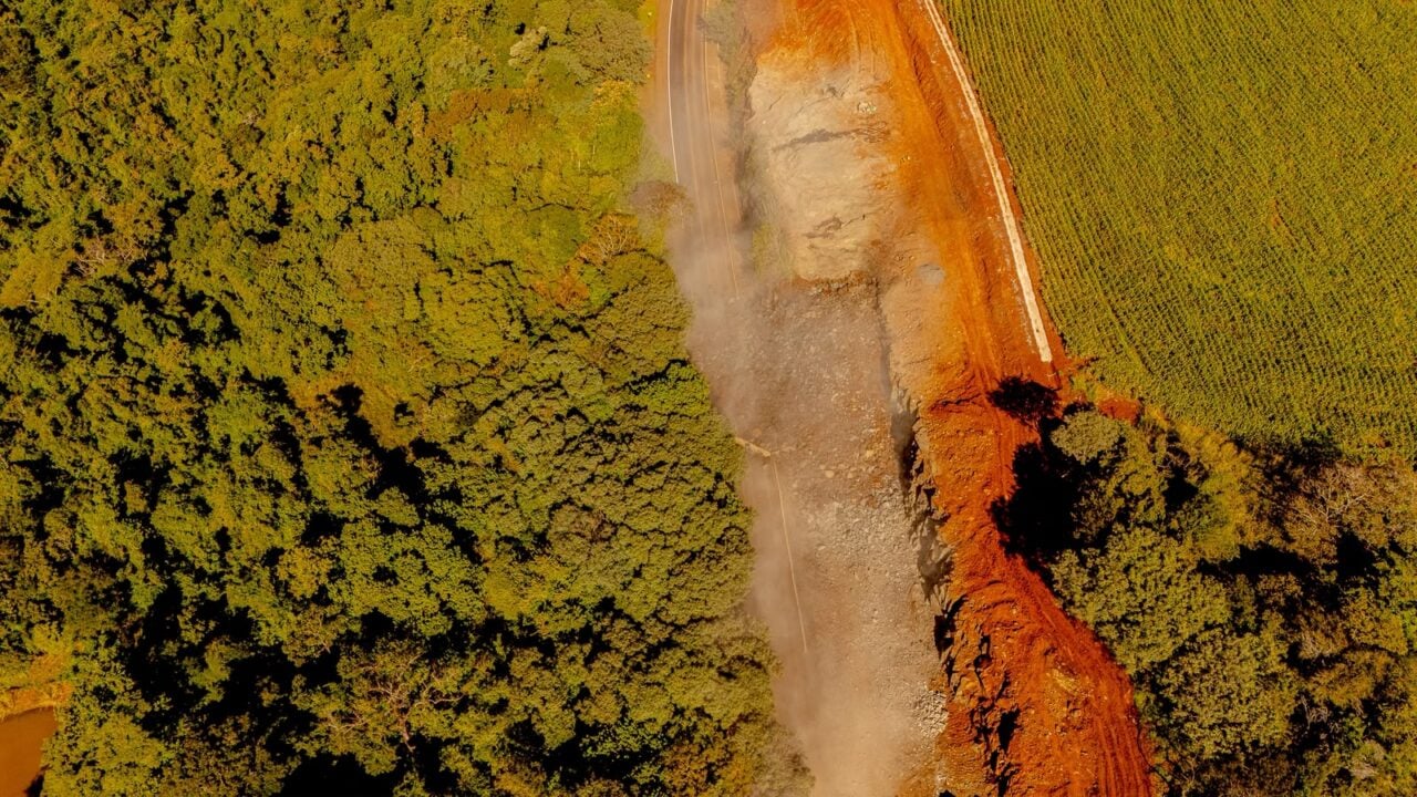 Detonação de rochas pela EPR na BR-151