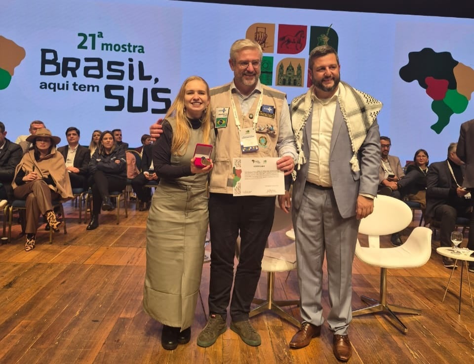 Jéssica Marin (foto), coordenadora do projeto, recebeu a premiação nesta terça