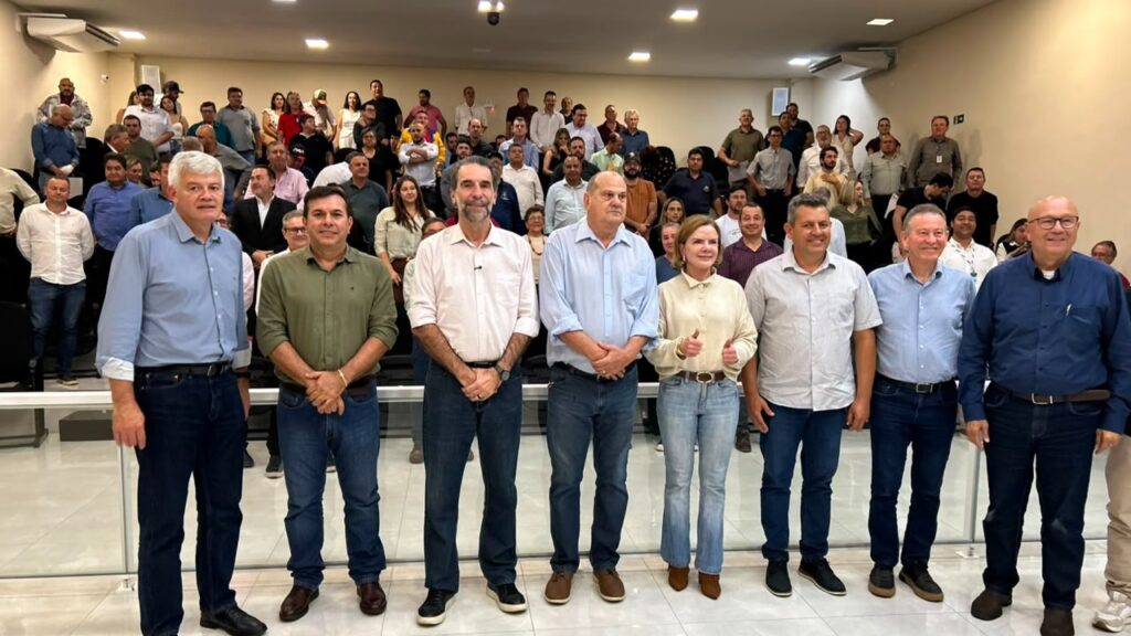 diretor-geral brasileiro da Itaipu, Enio Verri