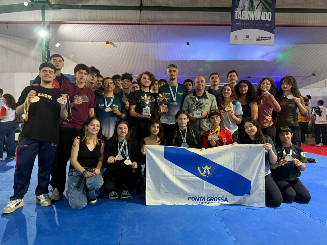 Atletas do Paraná Combate 2026