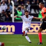 Boschilia crava pelo Operário