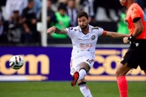 Boschilia crava pelo Operário