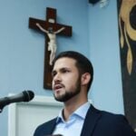 Escritor de PG resgata famílias polonesas